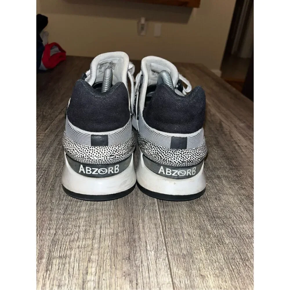 New Balance some minor